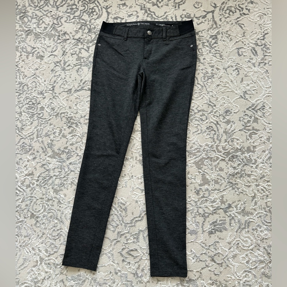Very nice leggings, size small strechy material
